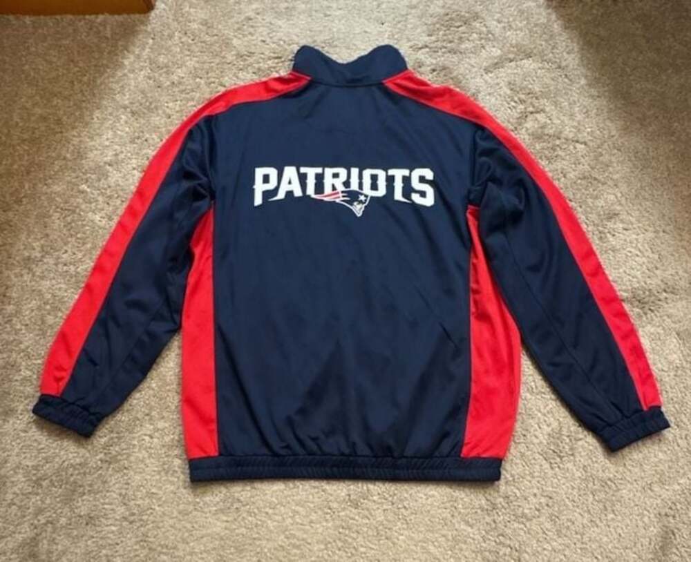 NFL New England Patriots full zip training jacket size large